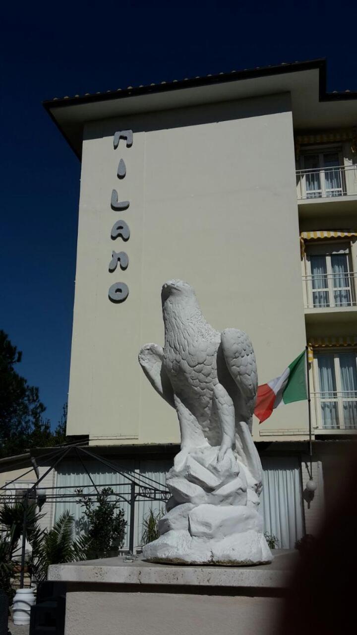 Milano Hotel Marina di Pietrasanta Exterior foto