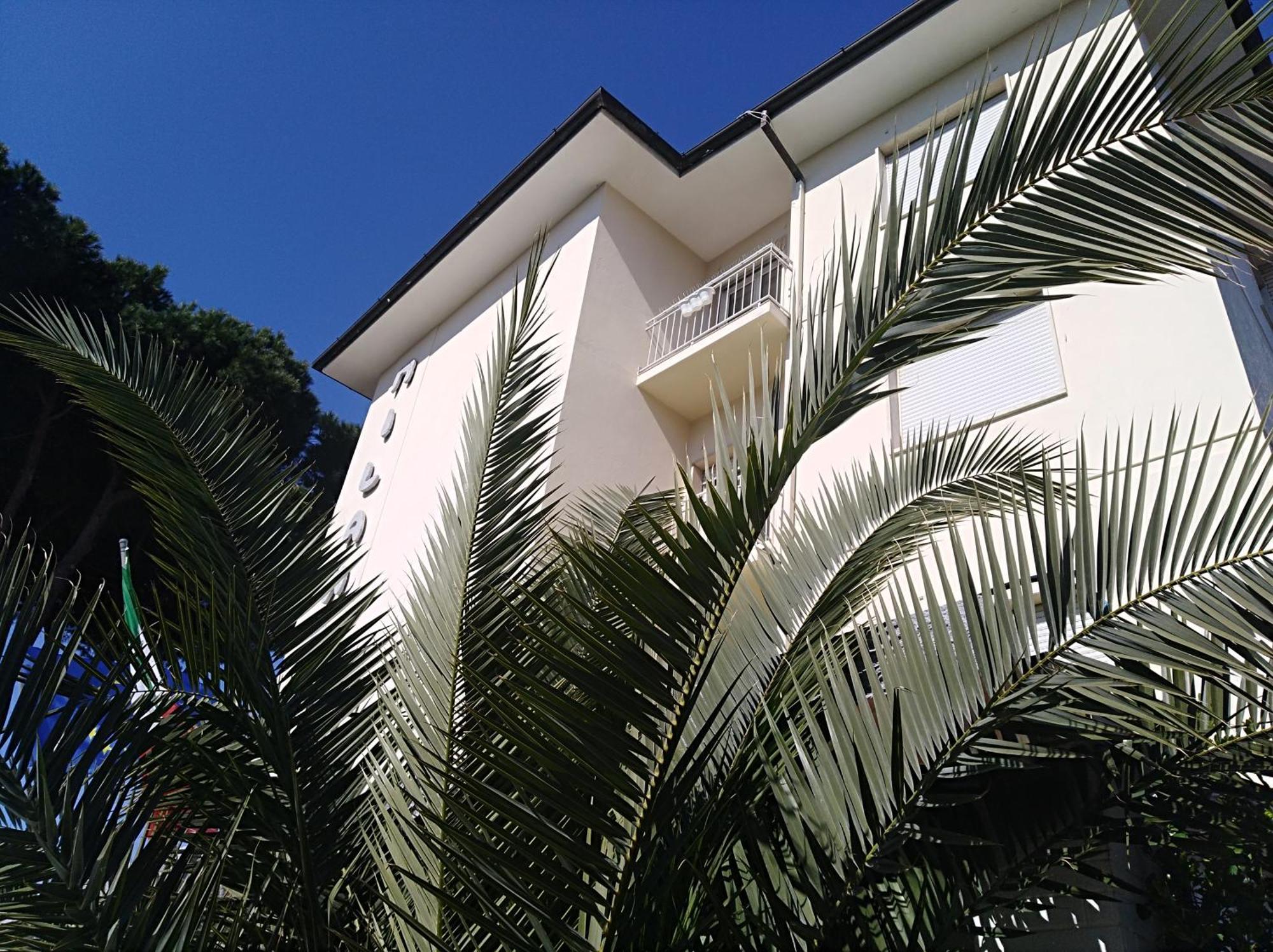 Milano Hotel Marina di Pietrasanta Exterior foto