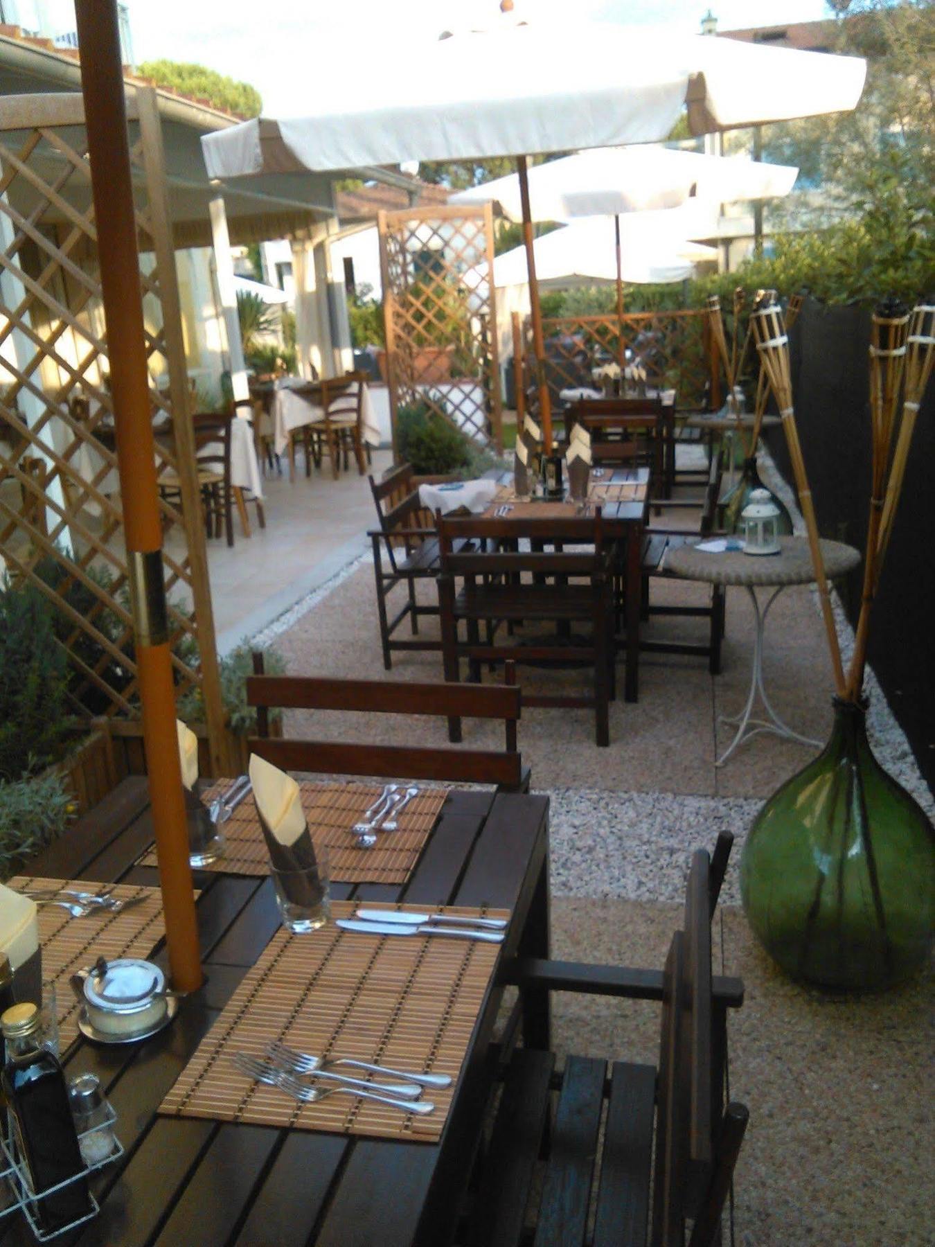 Milano Hotel Marina di Pietrasanta Exterior foto